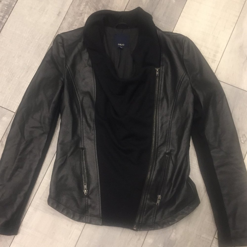 O&O black jacket size small